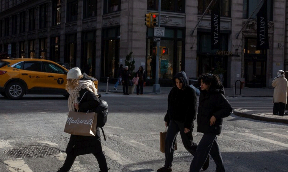 U.S. Consumer Confidence Hits 12 Year Low in March