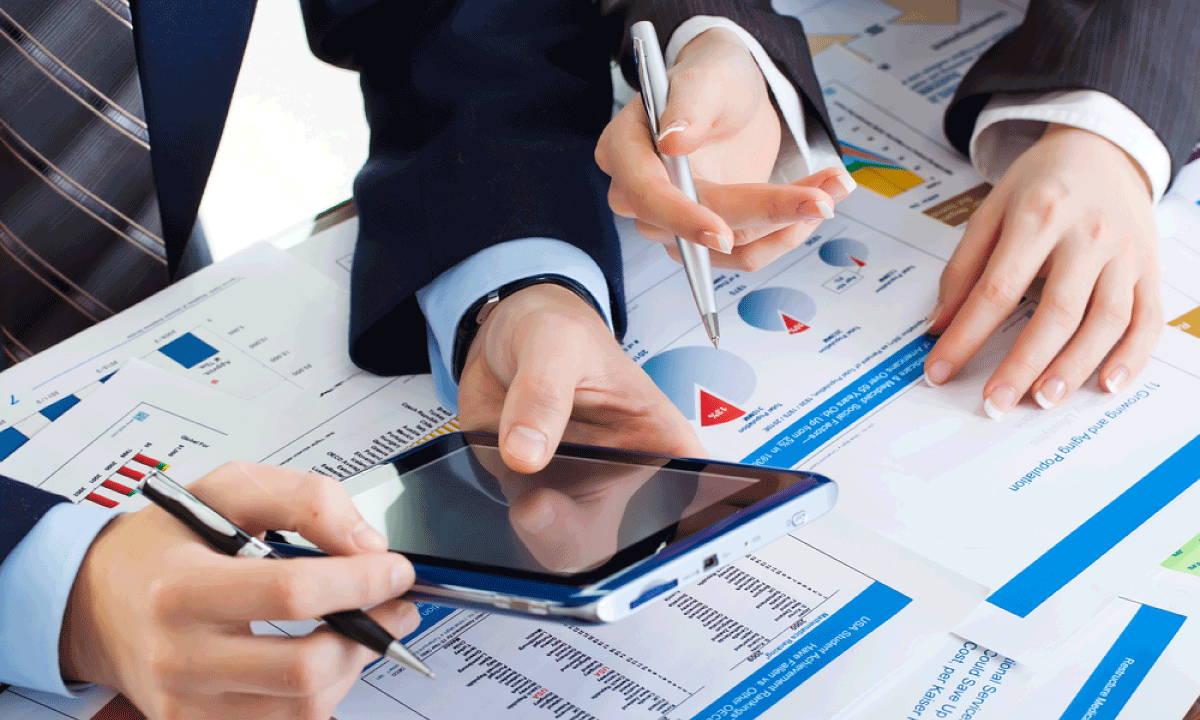 Corporate Finance in a Complex World New Training to Navigate Global Challenges