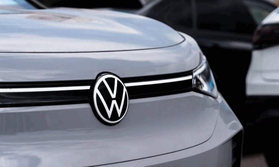 Volkswagen Launches Subscription Model to Unlock Full Electric Car Performance