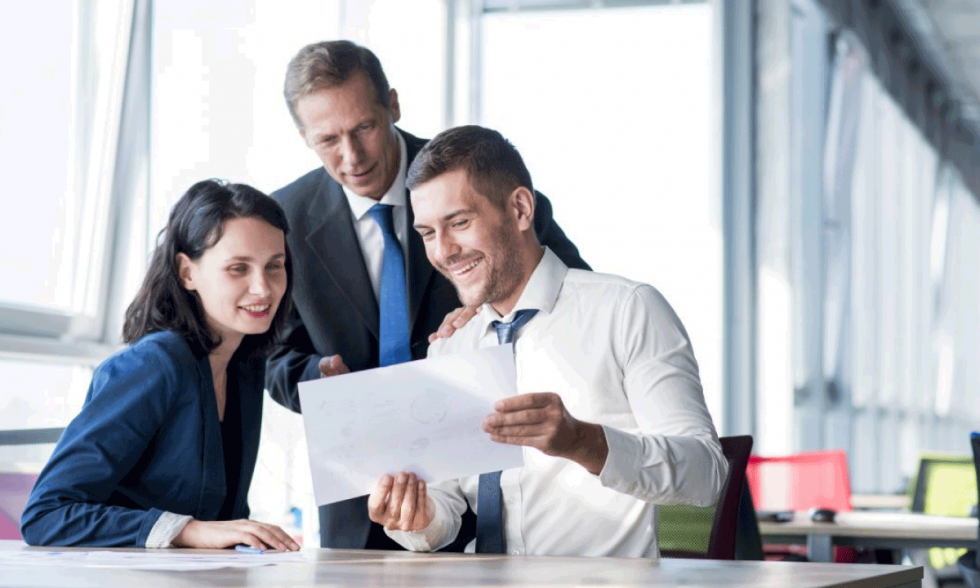 Managing Innovation in Hybrid Teams Key Insights for Global Leaders